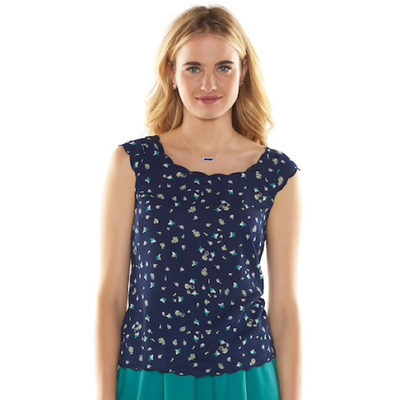 LC Lauren Conrad Tops - LAUREN CONRAD scalloped top.